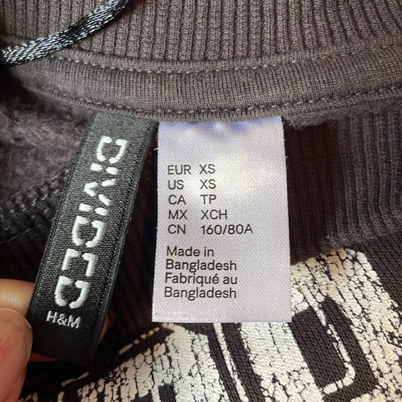 H&M Nebraska hoodie - Picture 3 of 3